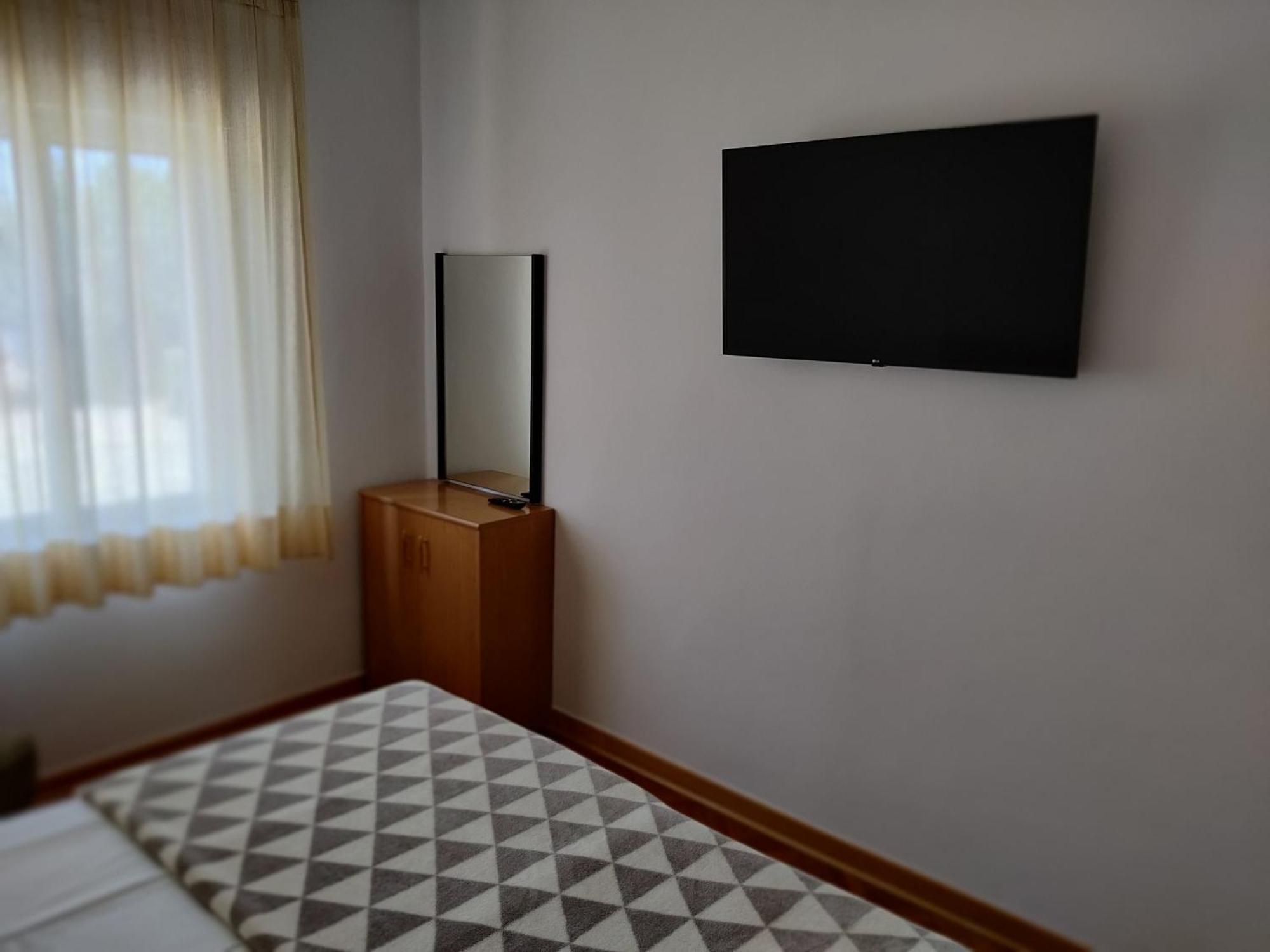 Apartments Vili ウマグ エクステリア 写真