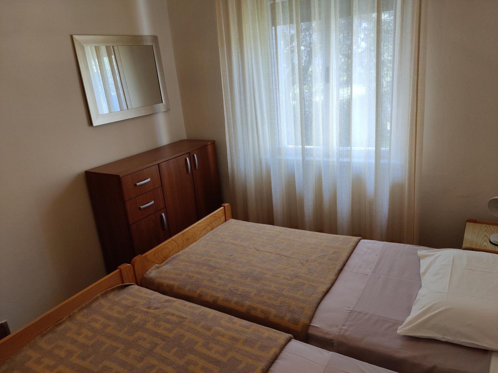 Apartments Vili ウマグ エクステリア 写真